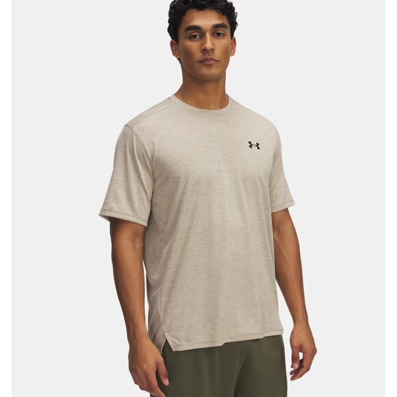 NWT Under Armour Men's UA Tech Vent Short Sleeve in City Khaki sz Large - Picture 1 of 7